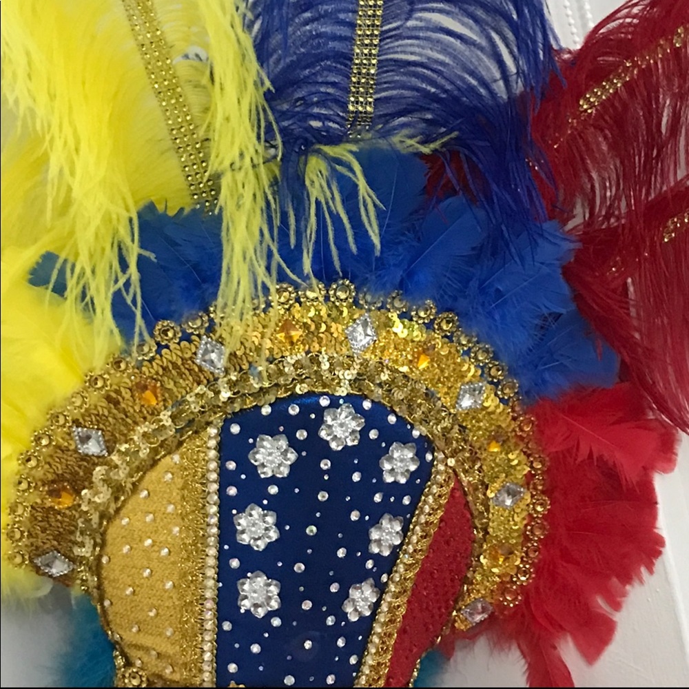 Venezuela hora loca headpiece